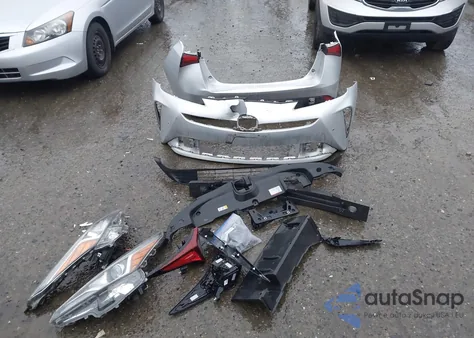 2021 Toyota Prius Le from USA, damaged, VIN JTDKAMFU4M3134389